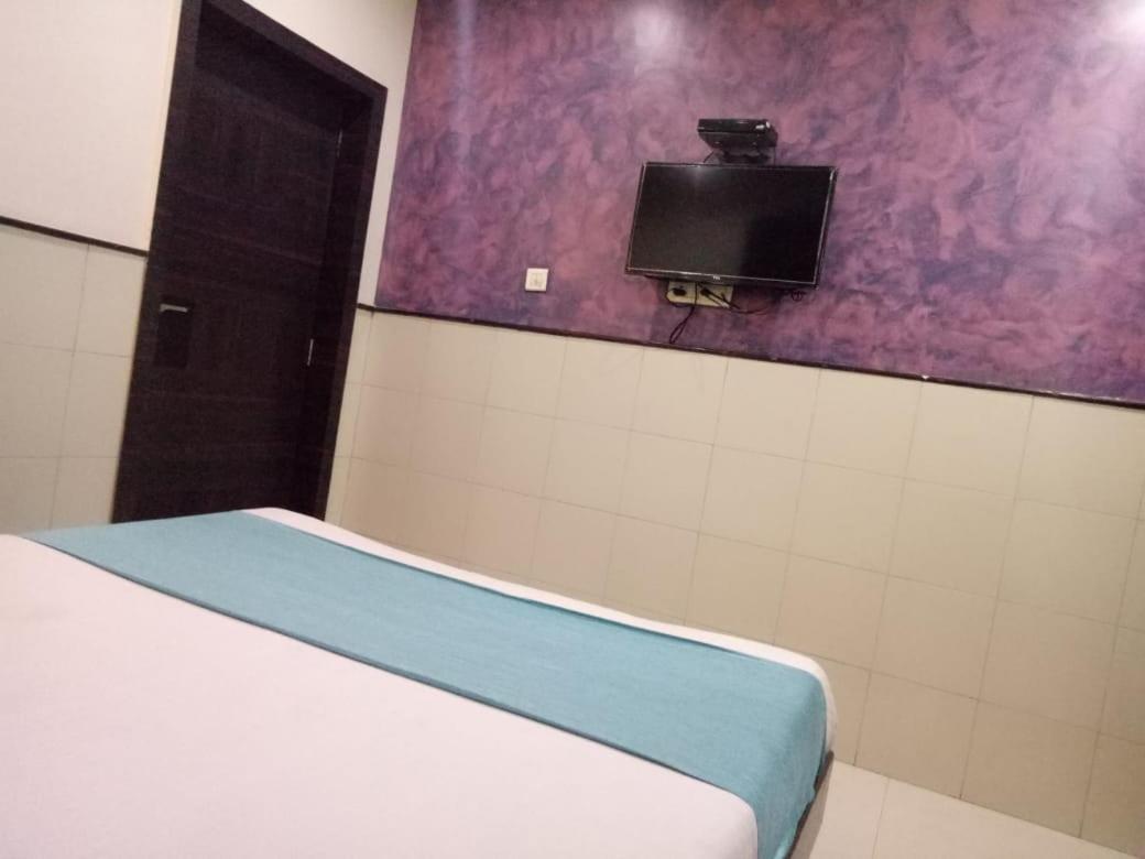 Hotel Sharda Mumbai Dış mekan fotoğraf
